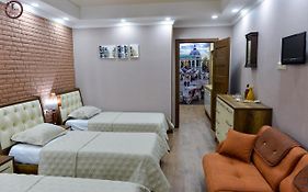 Tsereteli Inn